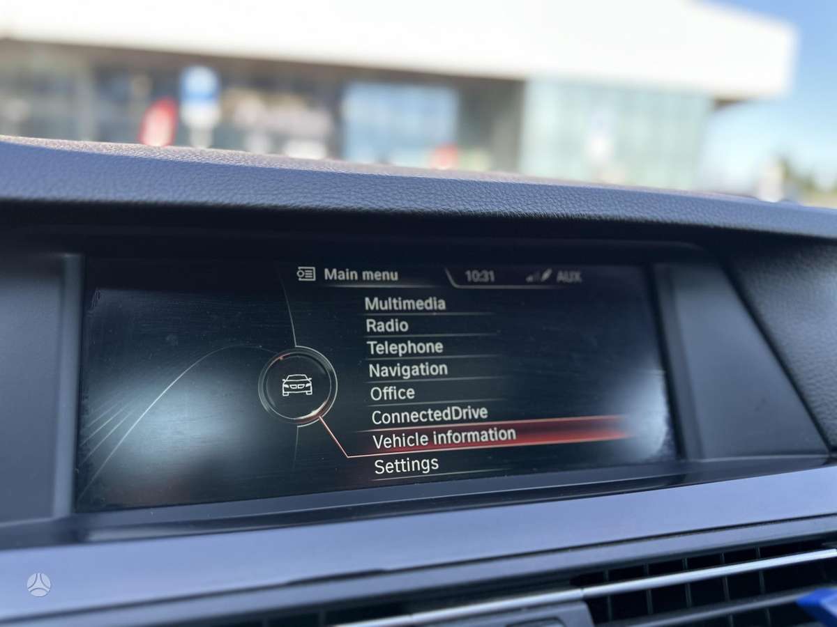 BMW 525, 2.0 l., Универсал