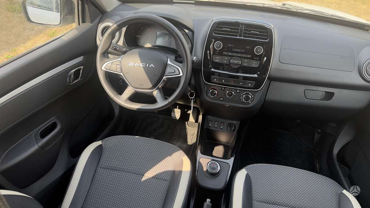Dacia Spring, Хэтчбек