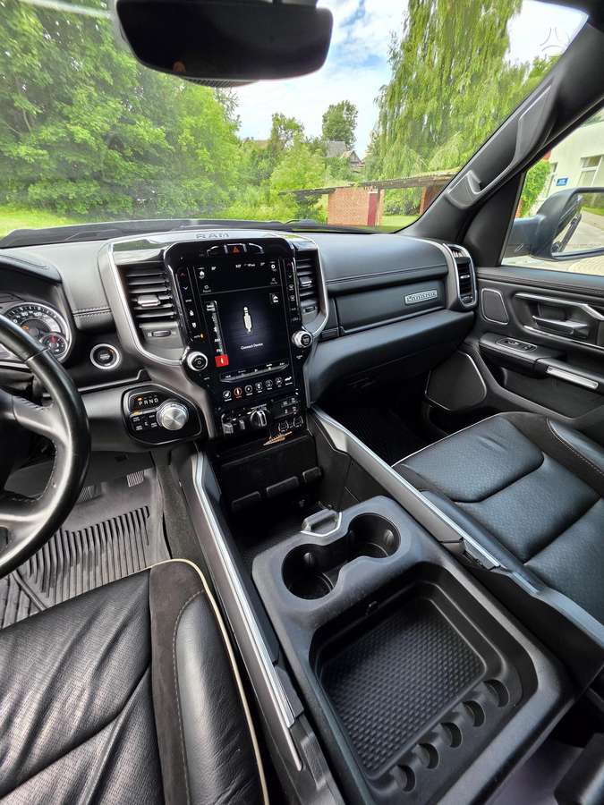 RAM 1500, 5.7 l., pick-up