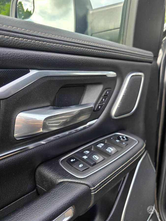 RAM 1500, 5.7 l., pick-up