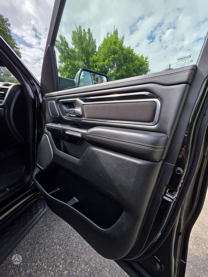 RAM 1500, 5.7 l., pick-up