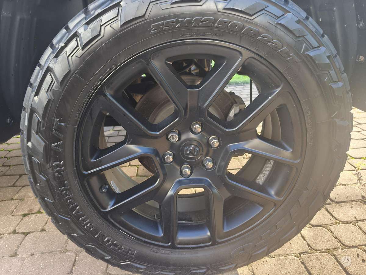RAM 1500, 5.7 l., Пикап