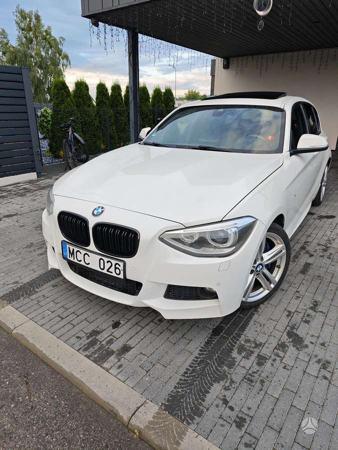 BMW 125, 2.0 l., Хэтчбек