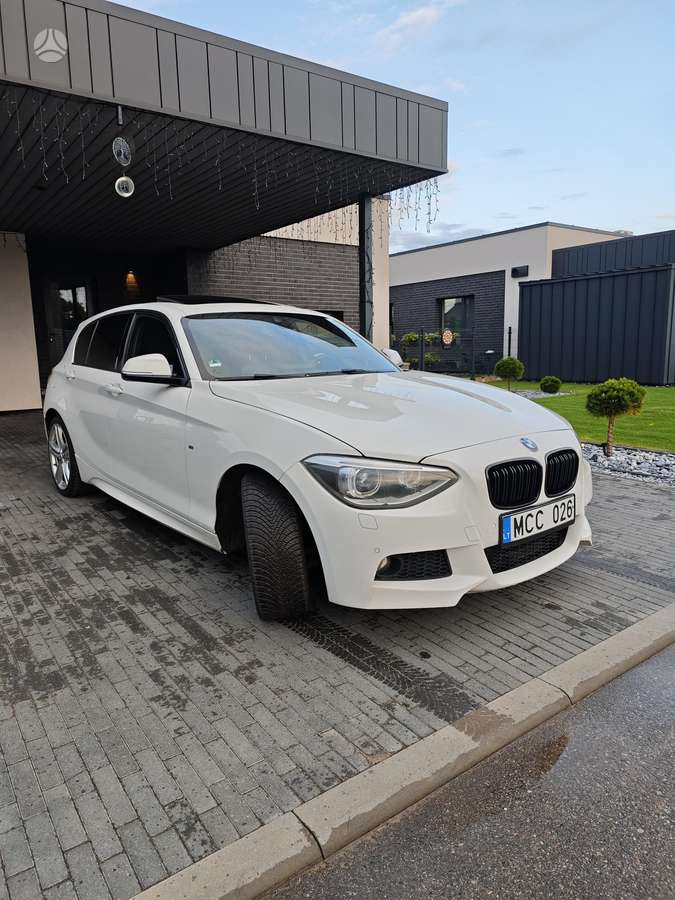 BMW 125, 2.0 l., Хэтчбек