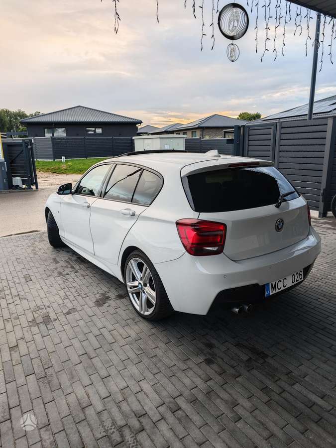 BMW 125, 2.0 l., Хэтчбек
