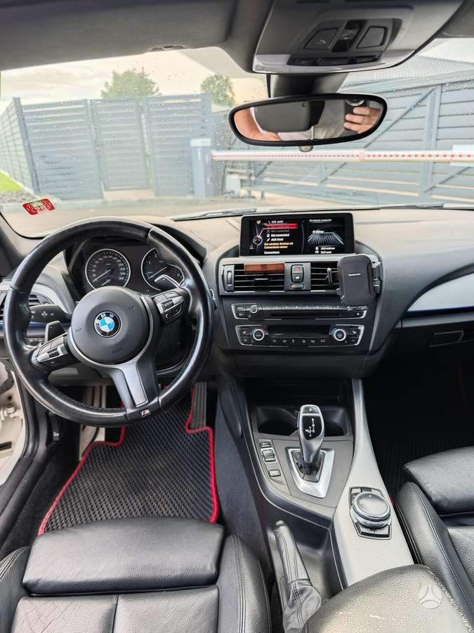 BMW 125, 2.0 l., Хэтчбек