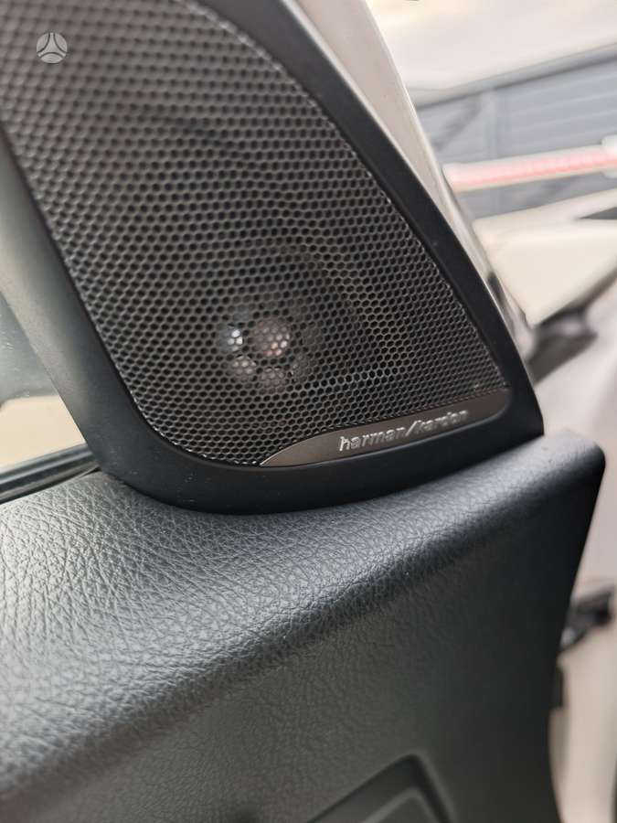 BMW 125, 2.0 l., hatchback