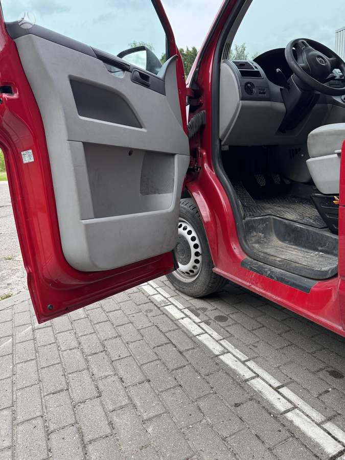 Volkswagen Transporter - 9
