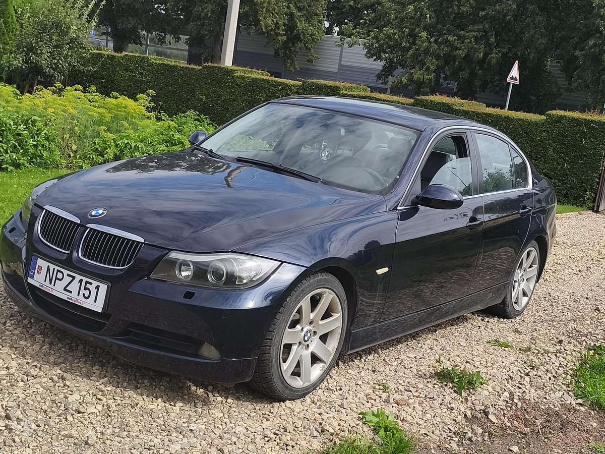 BMW 325, 2.5 l., Седан