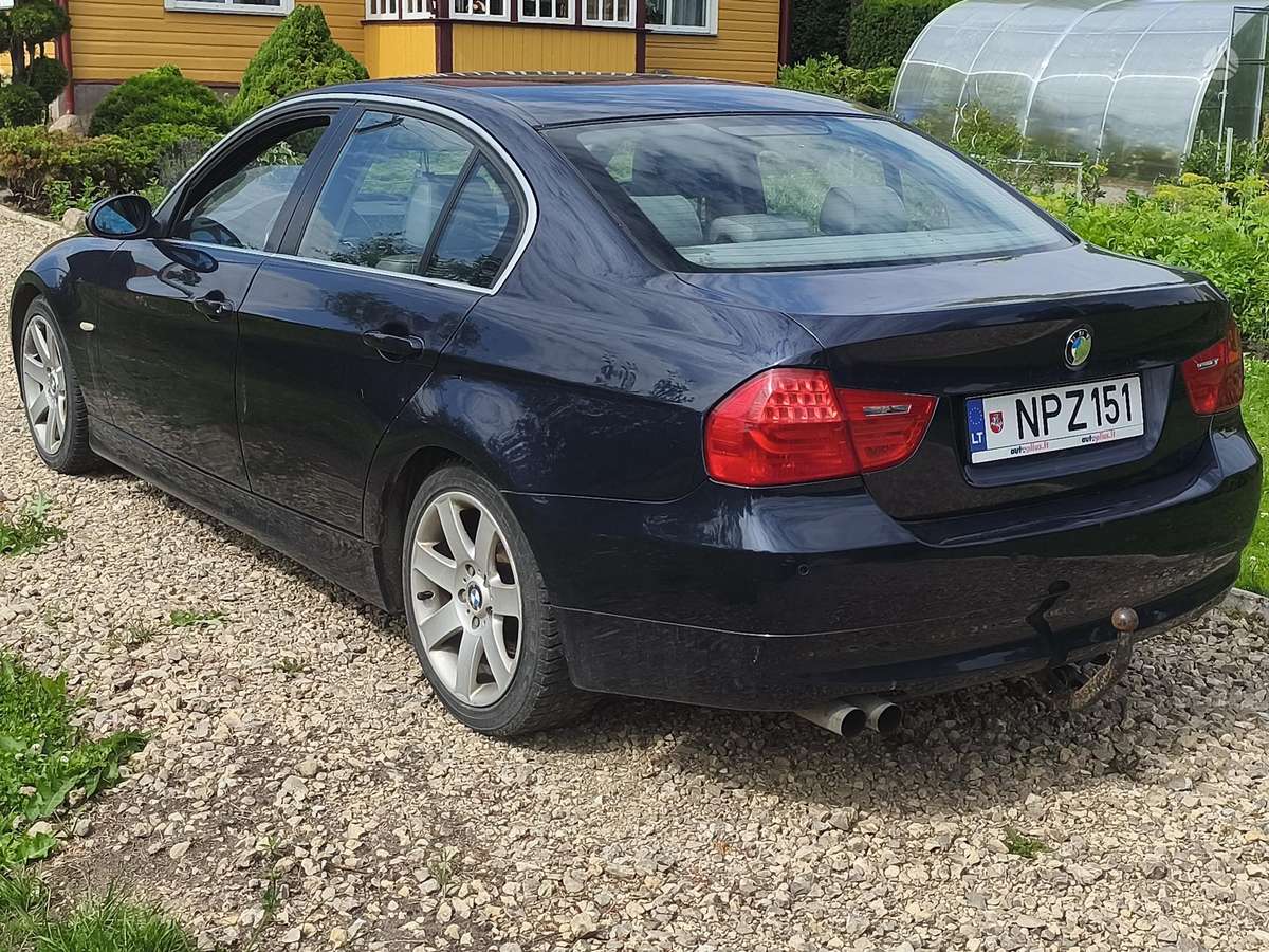 BMW 325, 2.5 l., Седан