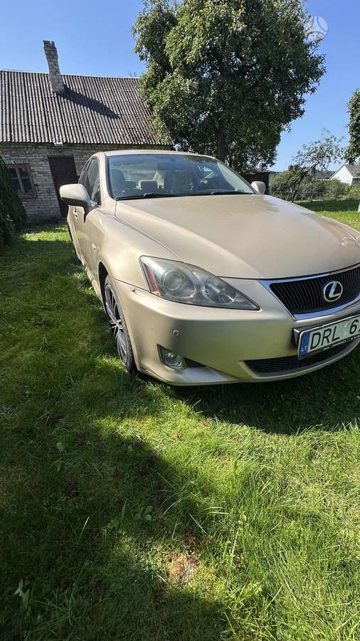 Lexus IS 220, 2.2 l., Седан