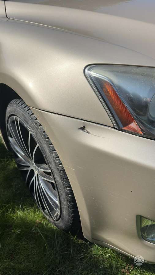 Lexus IS 220, 2.2 l., Седан