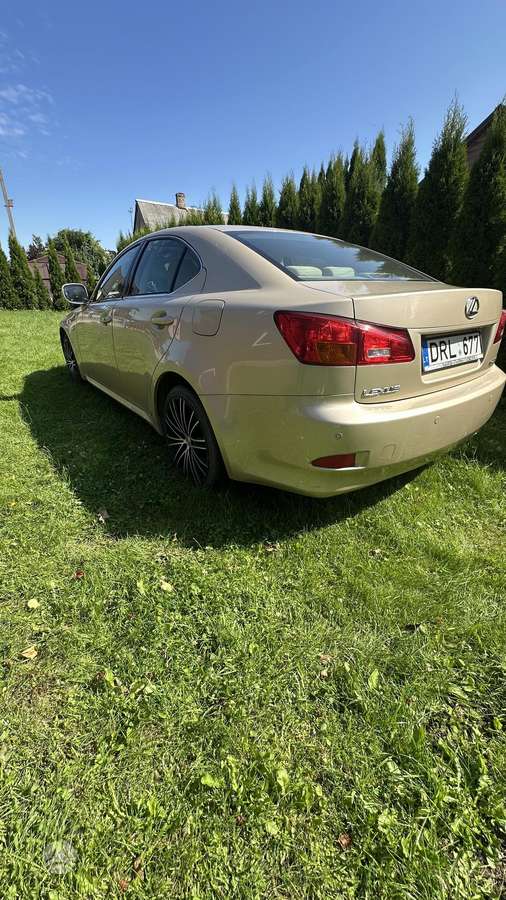 Lexus IS 220, 2.2 l., Седан