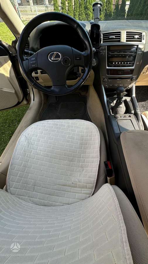 Lexus IS 220, 2.2 l., Седан