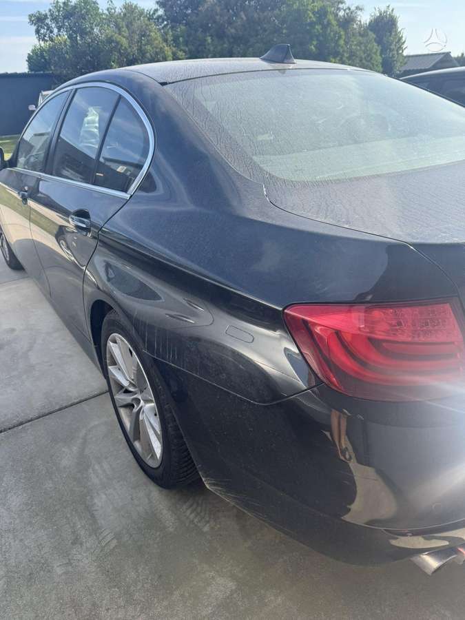 BMW 520, 2.0 l., Седан
