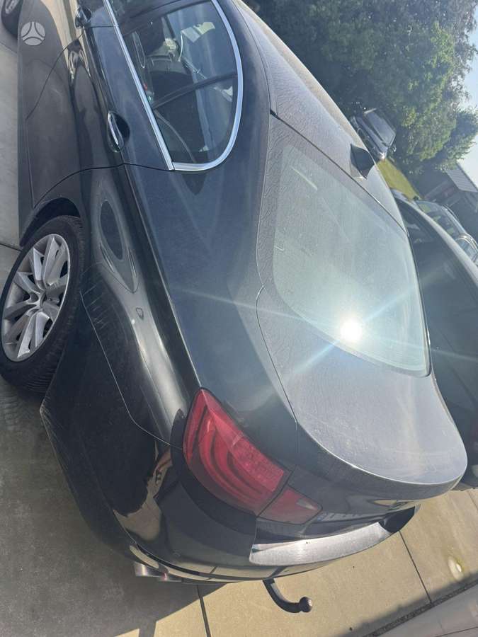 BMW 520, 2.0 l., Седан