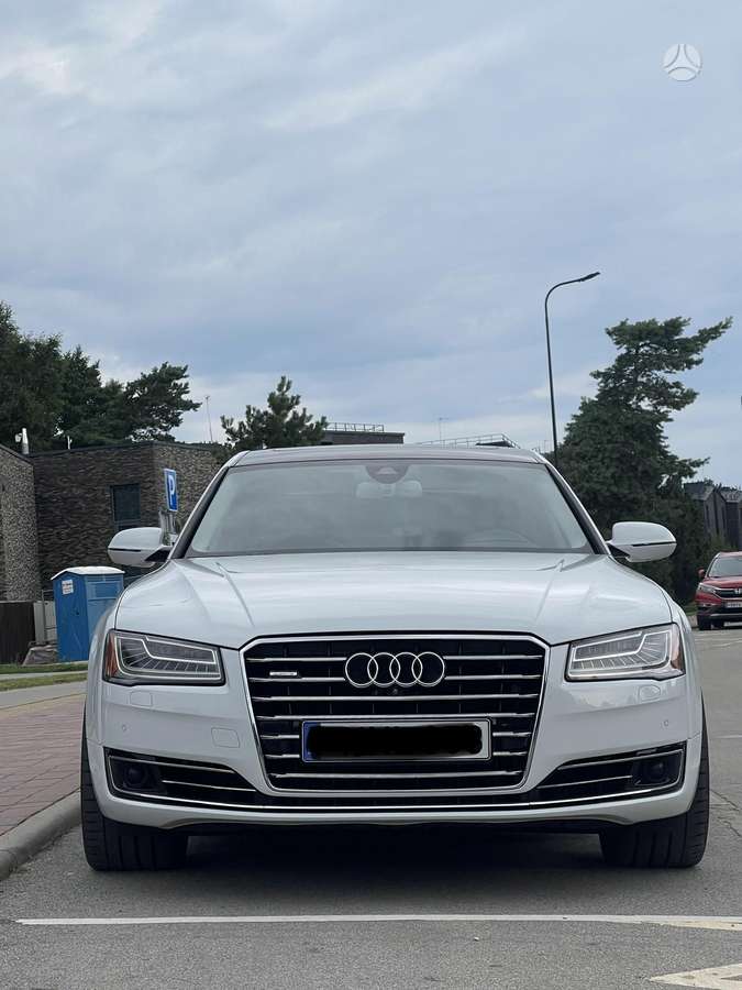 Audi A8, 4.0 l., Седан
