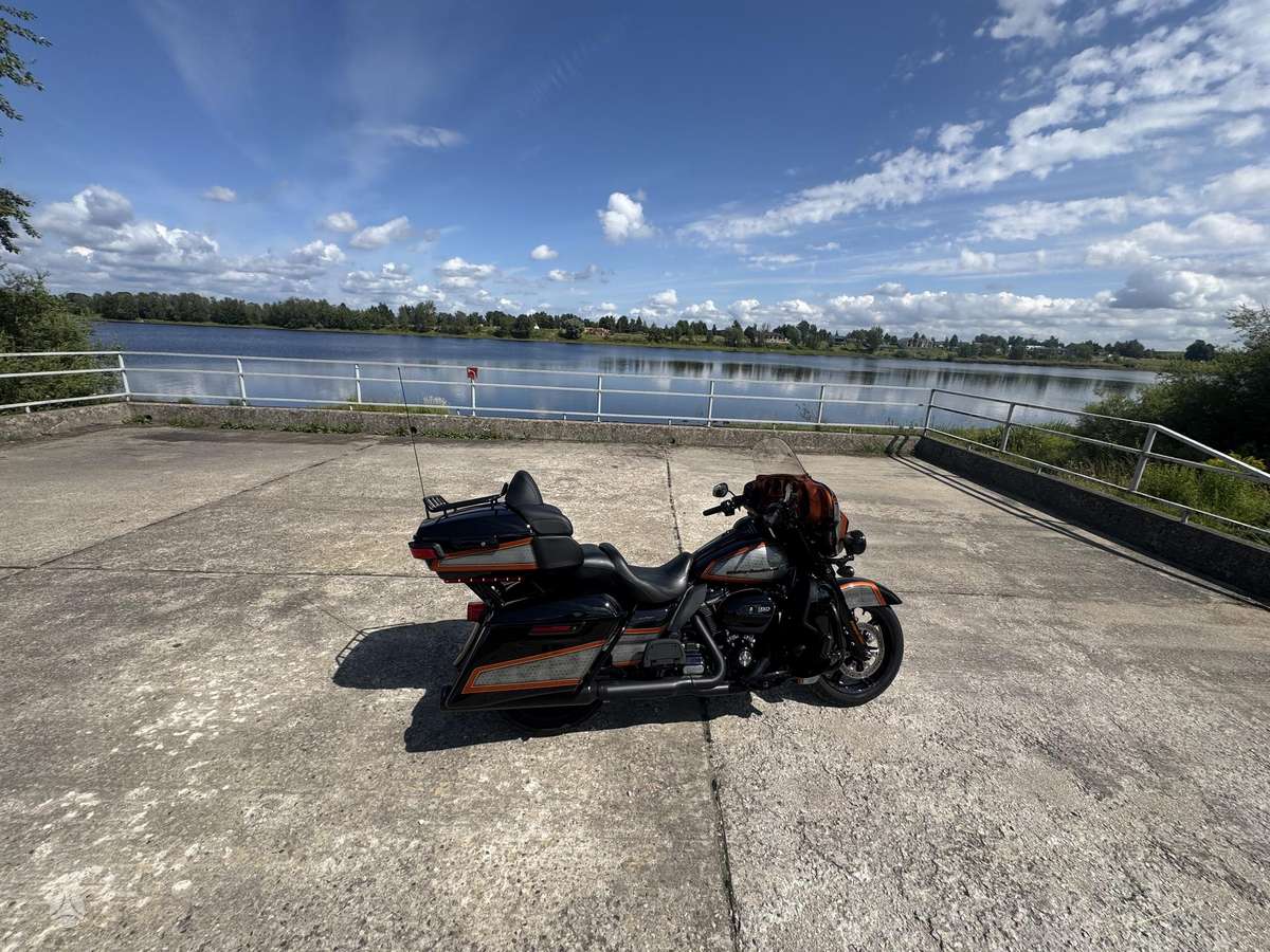 Harley-Davidson FLHTK 1868cc, choppers