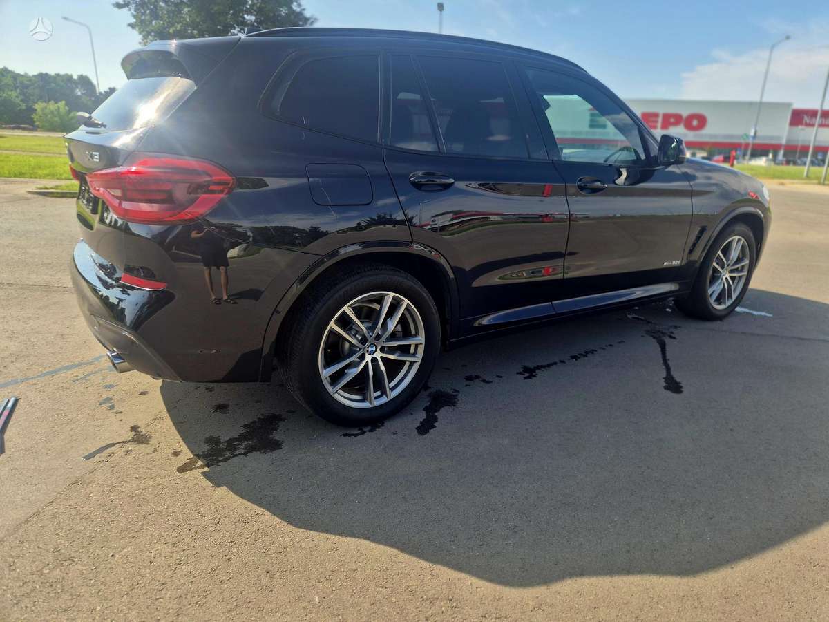 BMW X3, 2.0 l., off-road / crossover