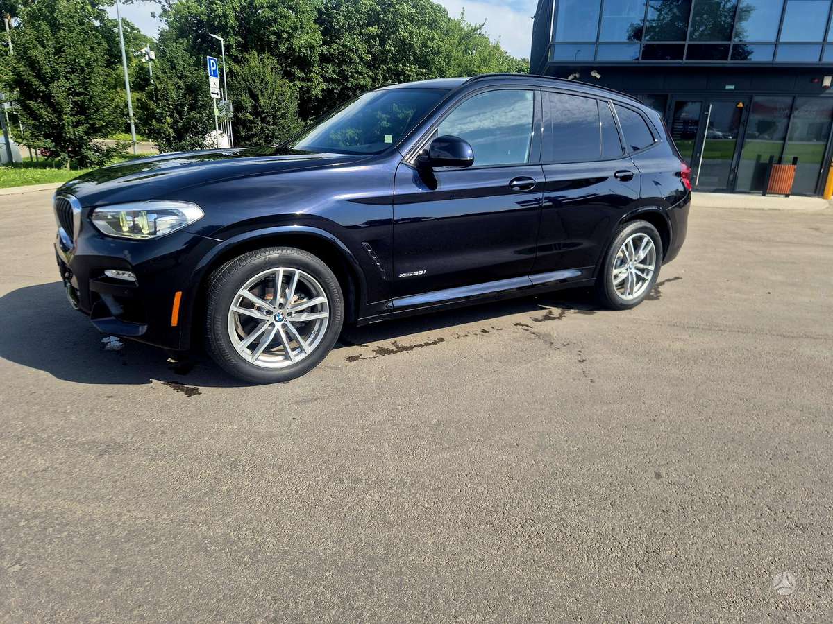 BMW X3, 2.0 l., off-road / crossover