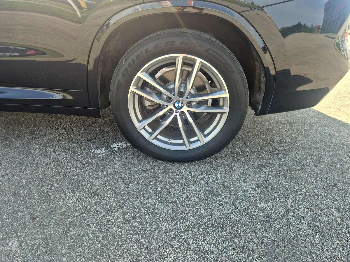 BMW X3, 2.0 l., off-road / crossover