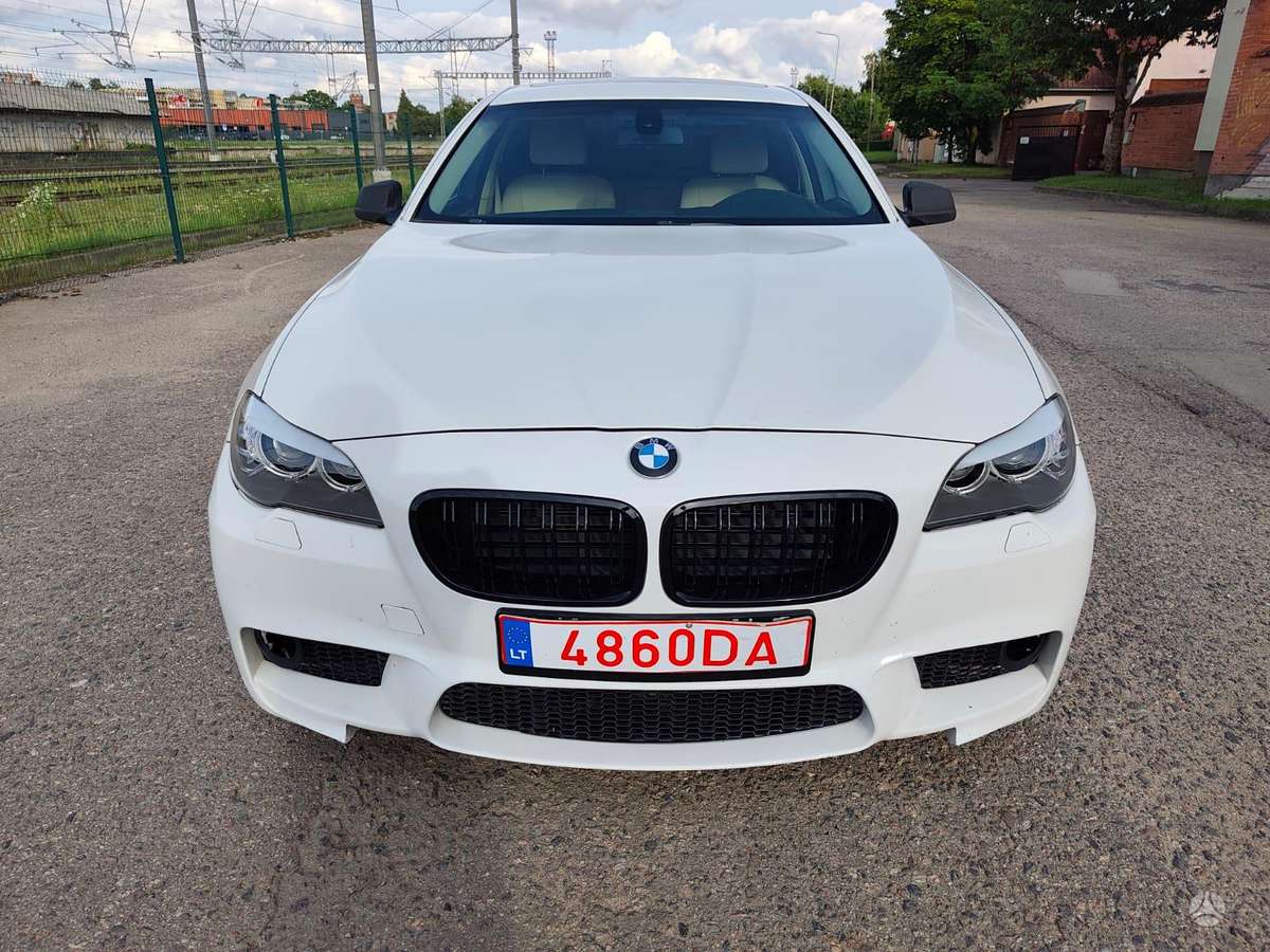 BMW 528, 3.0 l., Седан