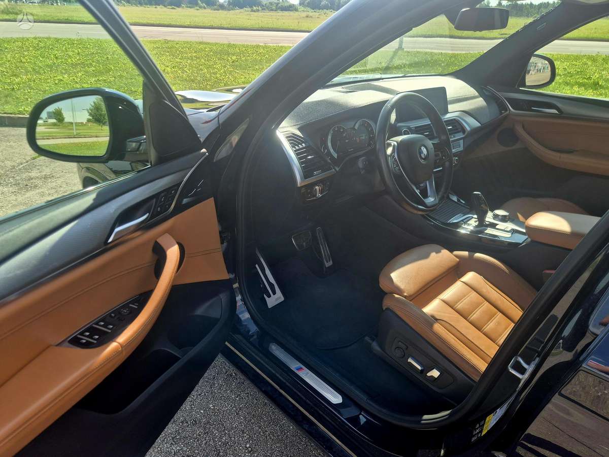 BMW X3, 2.0 l., off-road / crossover