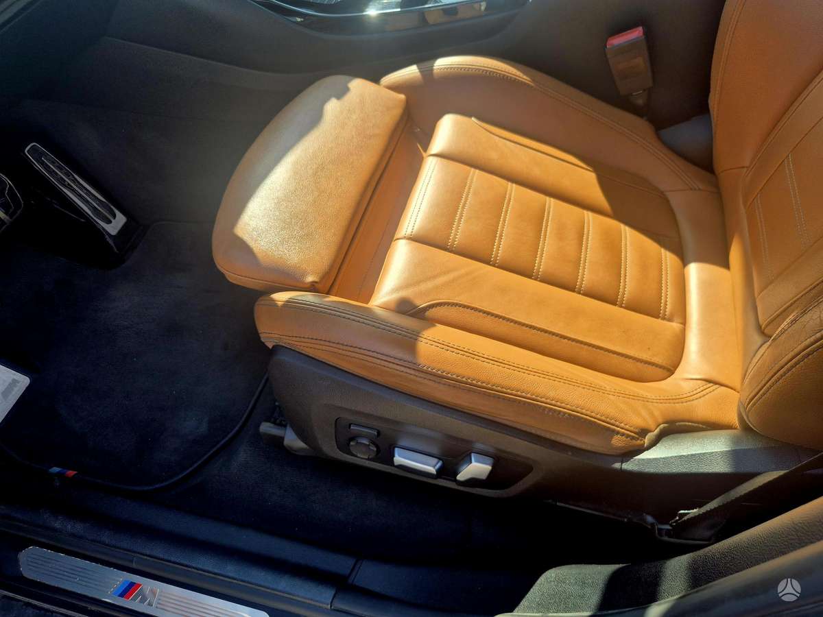 BMW X3, 2.0 l., off-road / crossover