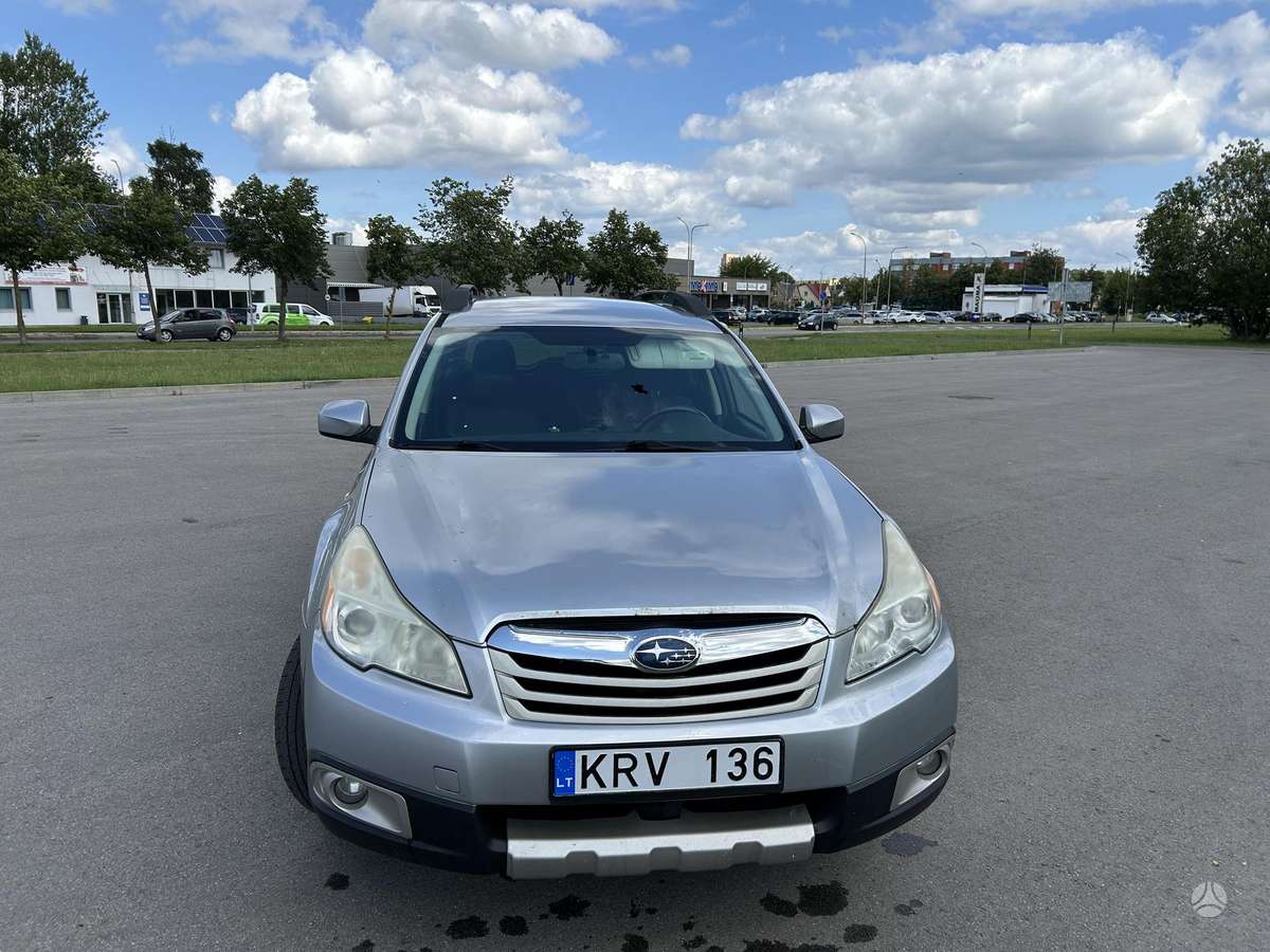 Subaru Outback - 1