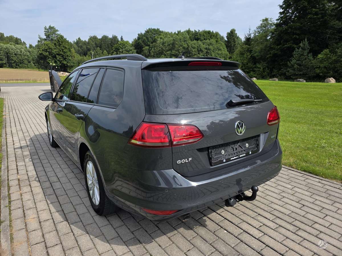 Volkswagen Golf - 4