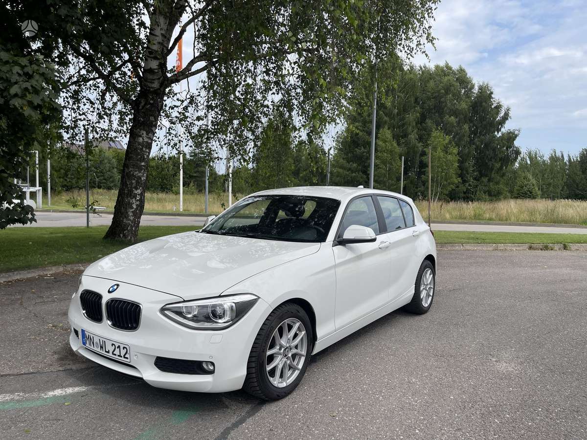 BMW 118, 2.0 l., Хэтчбек