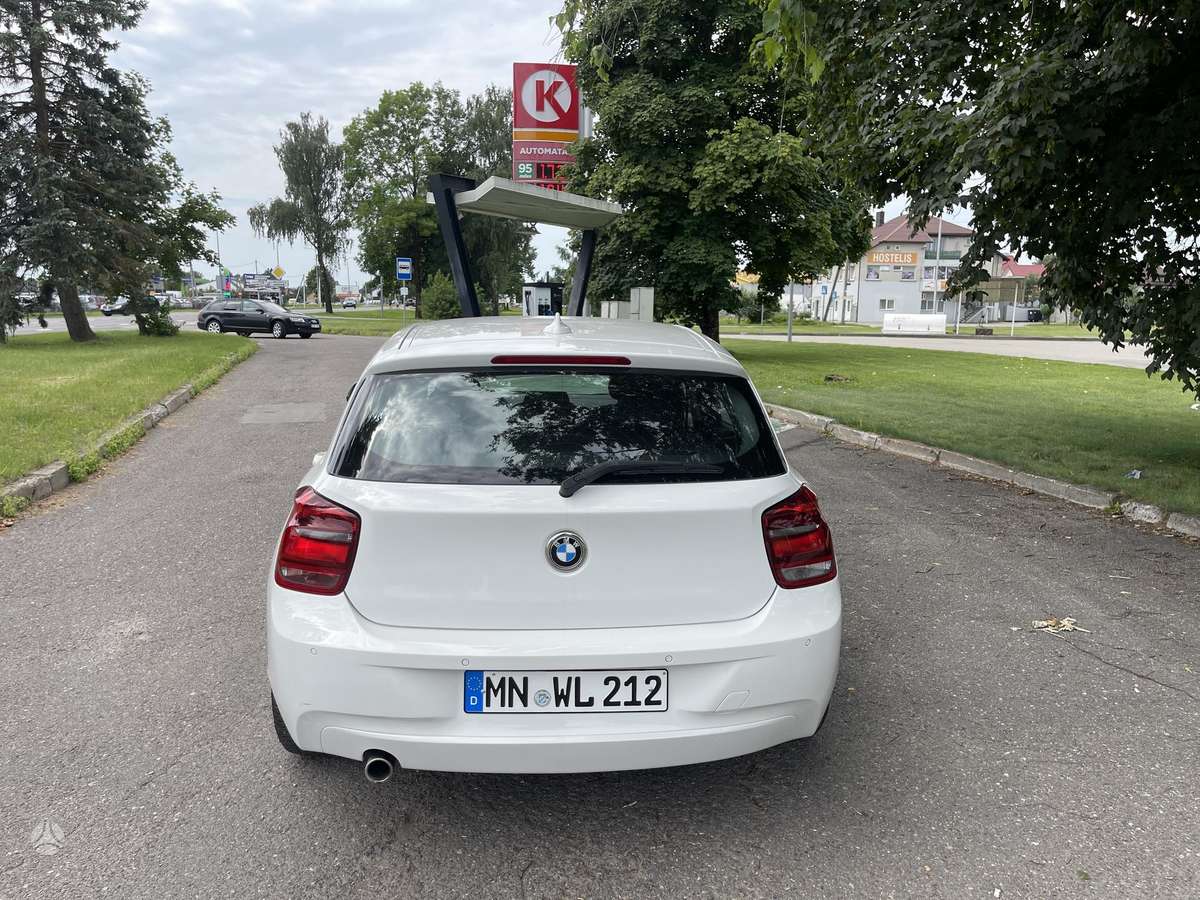 BMW 118, 2.0 l., Хэтчбек