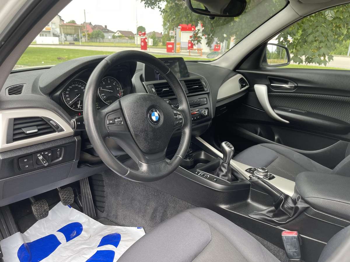 BMW 118, 2.0 l., Хэтчбек