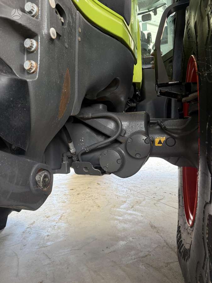 Claas Axion 830 CMATIC, тракторы