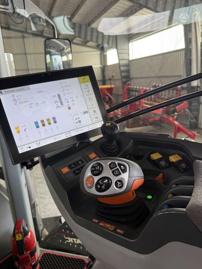 Claas Axion 830 CMATIC, тракторы