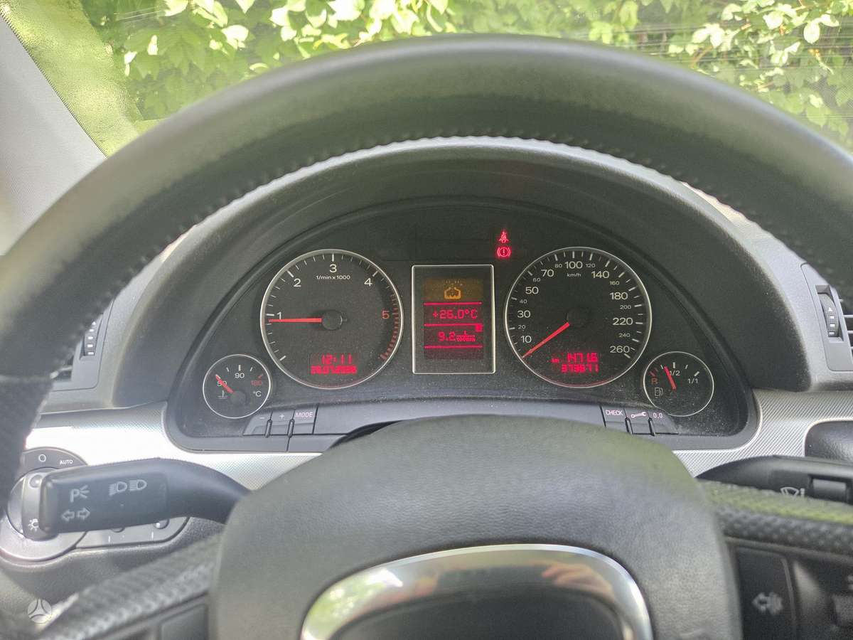 Audi A4, 2.0 l., universalas