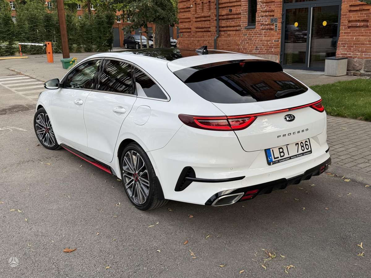 Kia ProCeed, 1.6 l., Хэтчбек
