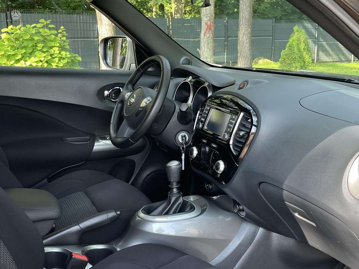 Nissan Juke, 1.2 l., Внедорожник / Кроссовер