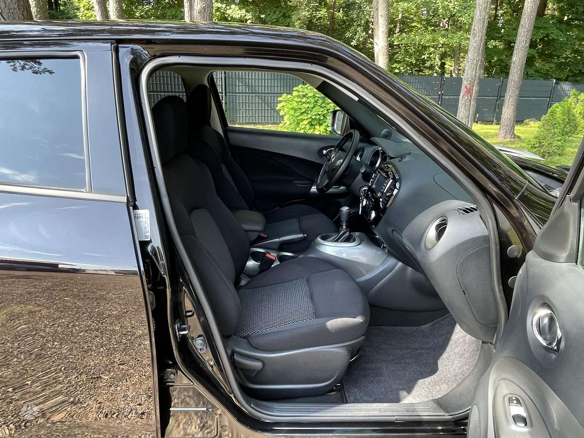 Nissan Juke, 1.2 l., Внедорожник / Кроссовер