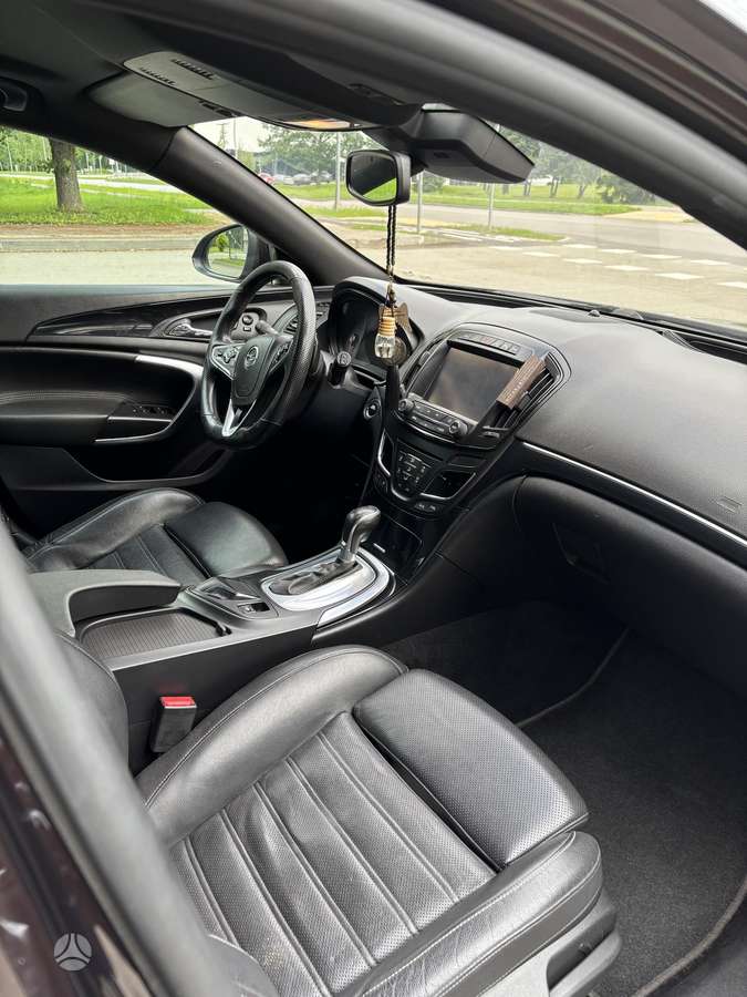 Opel Insignia, 2.0 l., Универсал