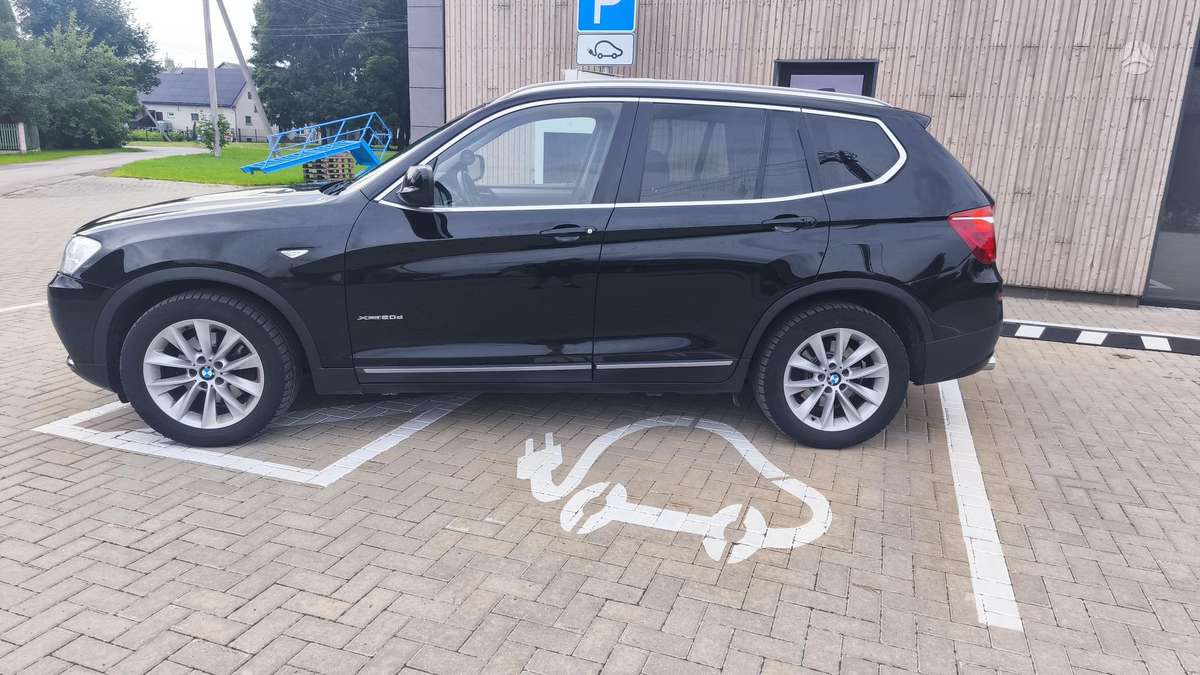 BMW X3, 2.0 l., Внедорожник / Кроссовер