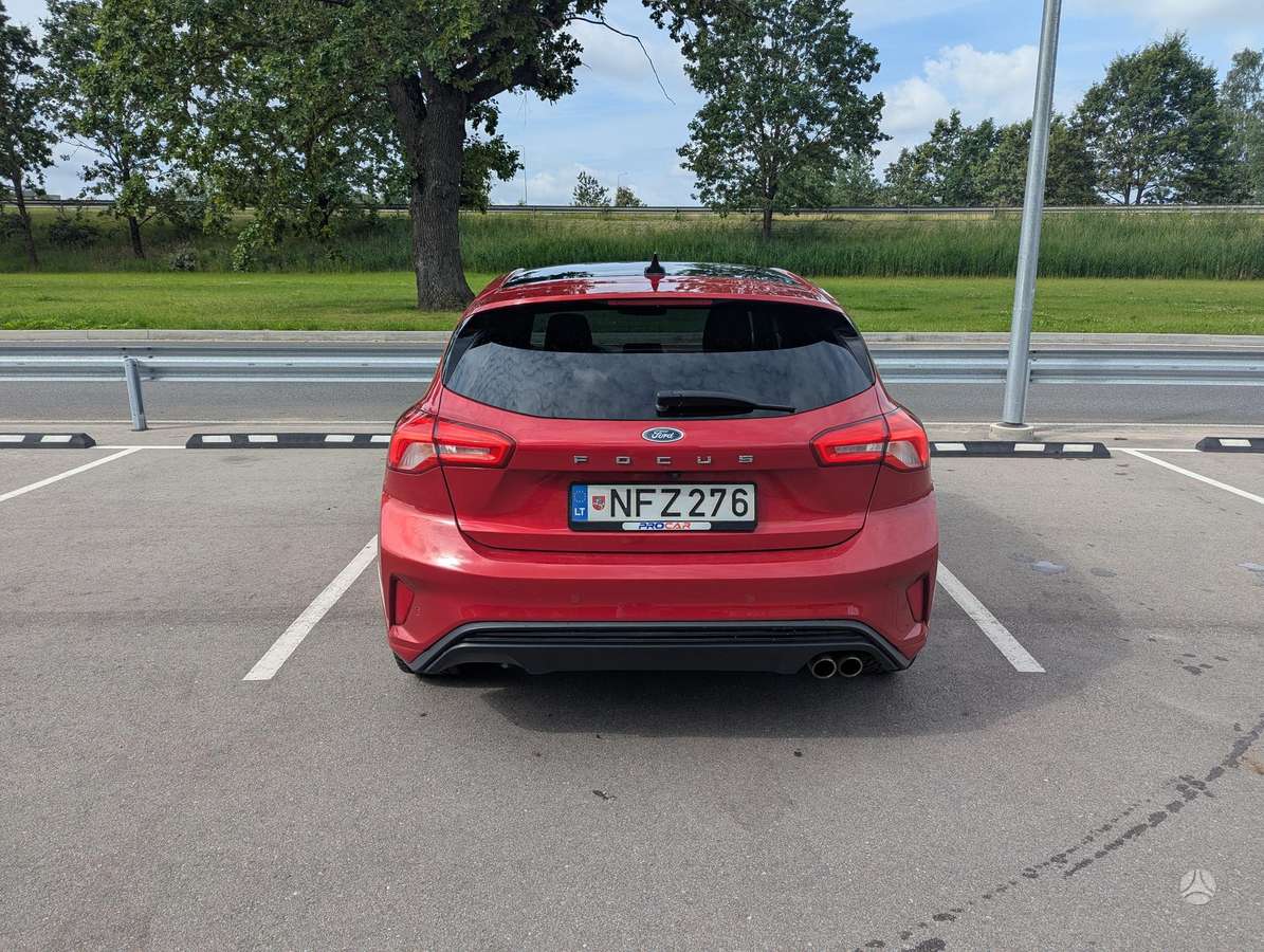 Ford Focus, 2.0 l., hatchback