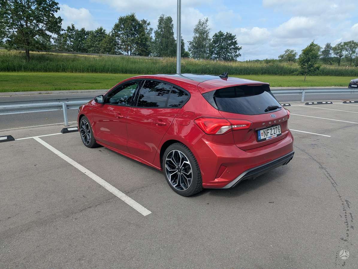 Ford Focus, 2.0 l., Хэтчбек