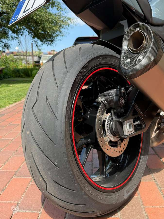 BMW S 1000 R 999cc, superbikes