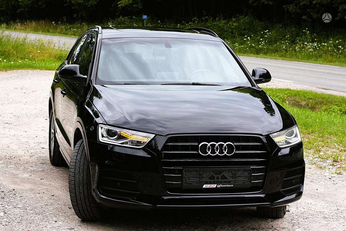 Audi Q3, 2.0 l., off-road / crossover