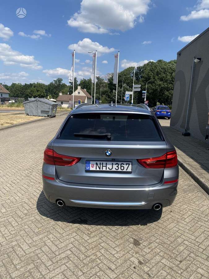BMW 520, 2.0 l., wagon