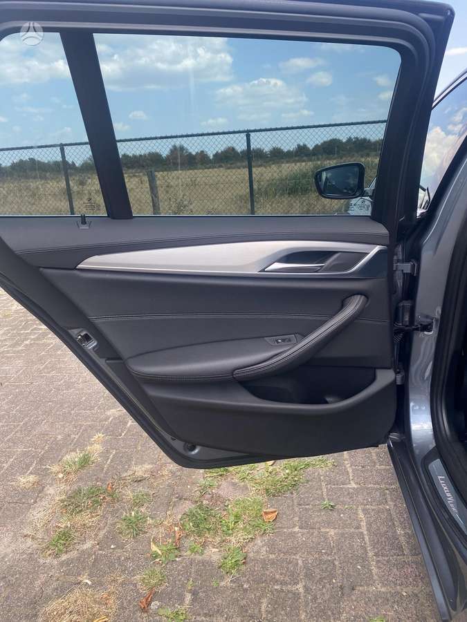 BMW 520, 2.0 l., wagon