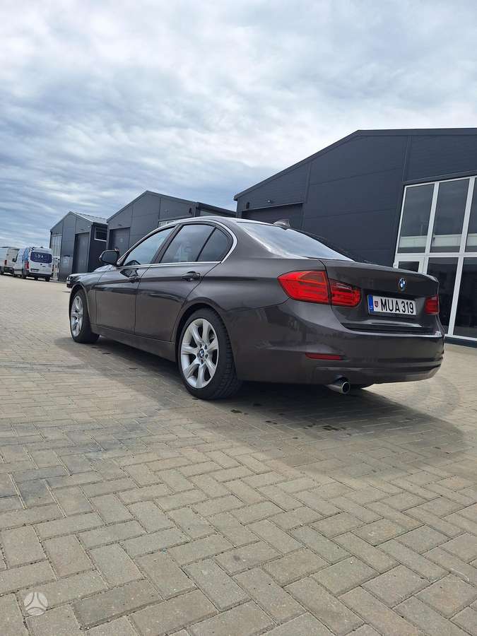 BMW 316, 2.0 l., Седан
