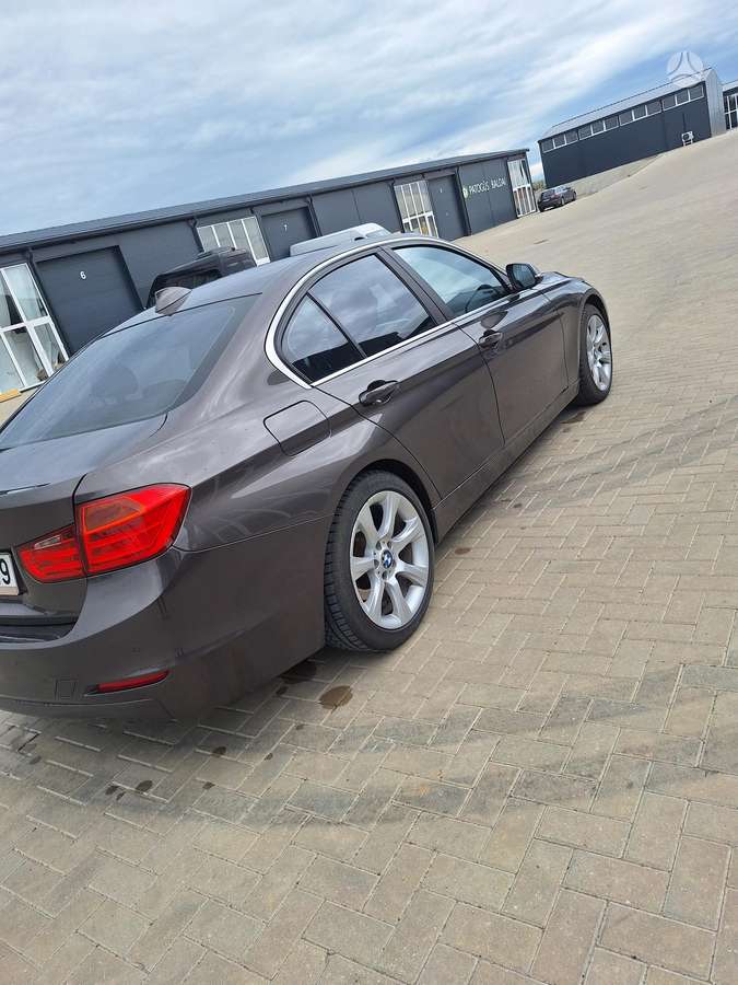 BMW 316, 2.0 l., Седан