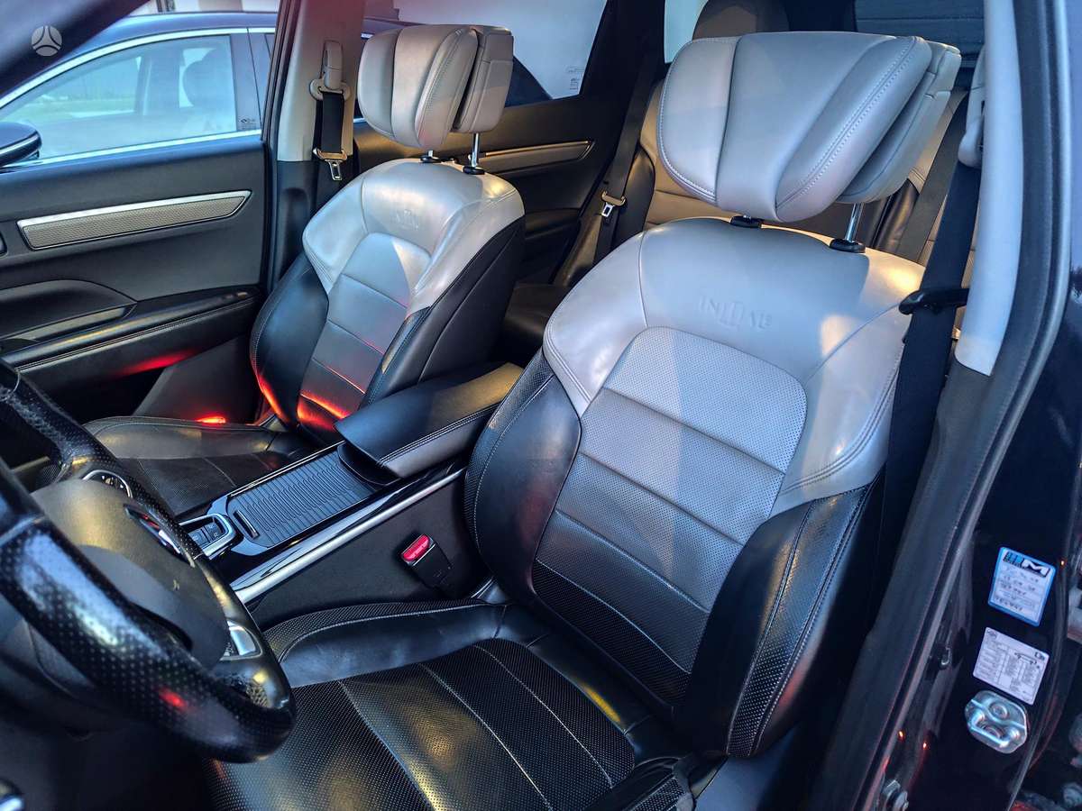 Renault Koleos, 2.0 l., off-road / crossover